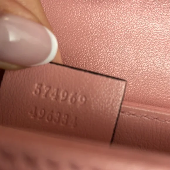 ♥️SOLD♥️AUTHENTIC GUCCI
Red & Pink Super Mini Matelassé GG Marmont Bag - Picture 15 of 17